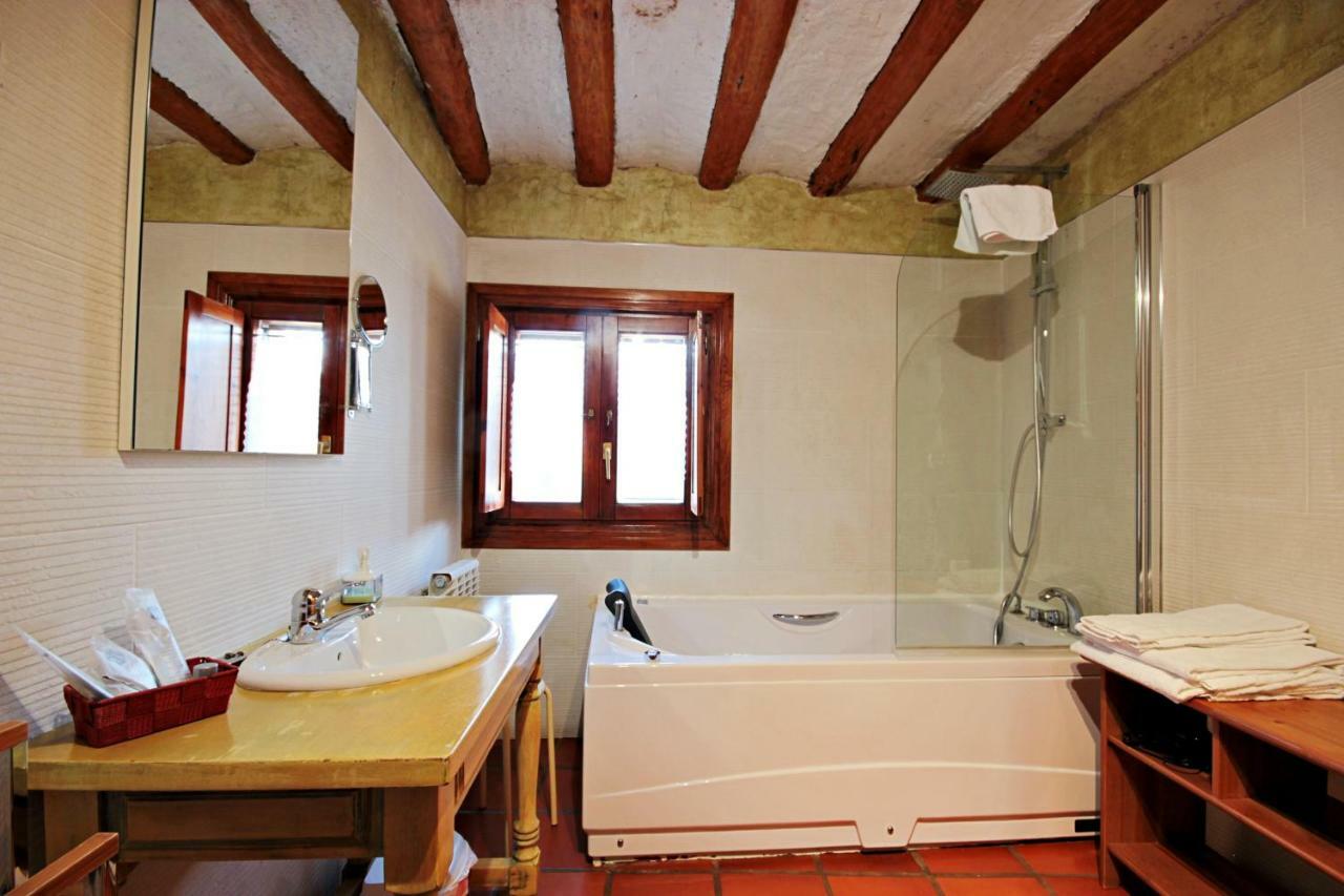 Domitila Rooms Clavijo Kültér fotó